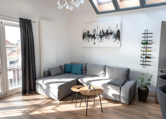 Eich-penthouse, Zentral Am Stadtwald Mit Ausblick Ueber Stadt, 24h Self Check-in, Netflix, Disneyplus