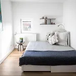 Eich-penthouse, Zentral Am Stadtwald Mit Ausblick Ueber Stadt, 24h Self Check-in, Netflix, Disneyplus