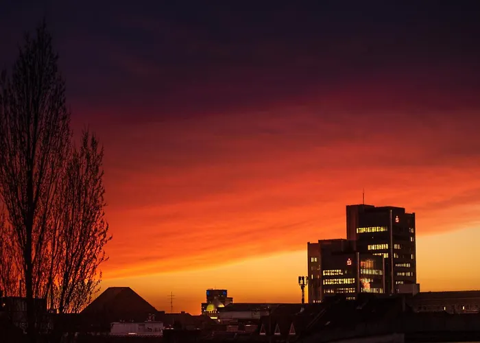 公寓 Eich-penthouse, Zentral Am Stadtwald Mit Ausblick Ueber Stadt, 24h Self Check-in, Netflix, Disneyplus