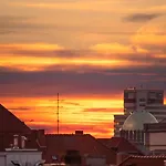 Apartmán Eich-penthouse, Zentral Am Stadtwald Mit Ausblick Ueber Stadt, 24h Self Check-in, Netflix, Disneyplus *