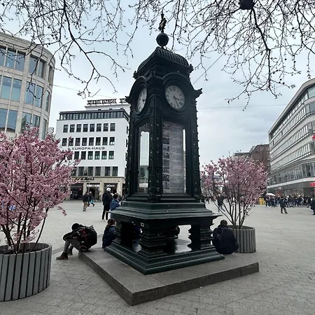 Eich-penthouse, Zentral Am Stadtwald Mit Ausblick über Stadt, 24h Self Check-in, Netflix, Disneyplus * Hanóver