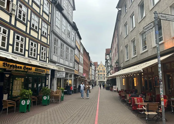 Apartamento Eich-penthouse, Zentral Am Stadtwald Mit Ausblick über Stadt, 24h Self Check-in, Netflix, Disneyplus Hanóver