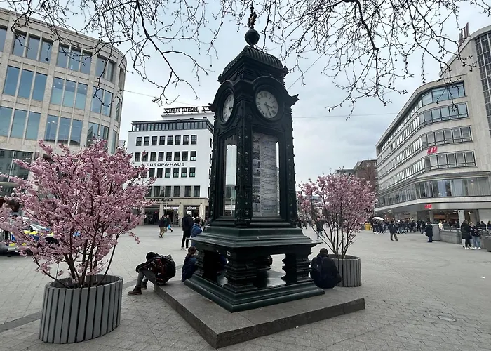 Eich-penthouse, Zentral Am Stadtwald Mit Ausblick über Stadt, 24h Self Check-in, Netflix, Disneyplus * Hanóver