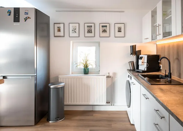Apartamento Eich-penthouse, Zentral Am Stadtwald Mit Ausblick über Stadt, 24h Self Check-in, Netflix, Disneyplus Hanóver
