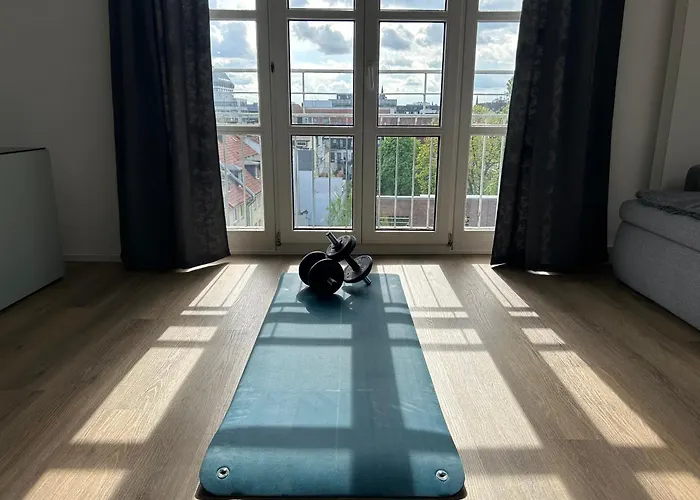 Eich-penthouse, Zentral Am Stadtwald Mit Ausblick über Stadt, 24h Self Check-in, Netflix, Disneyplus Hanóver